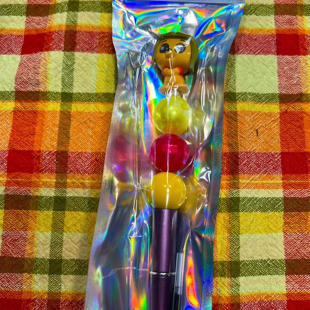 Disney Beaded Pen with Pilot Pooh Doorable - NIB